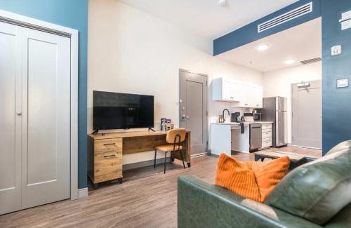 Macon Apartment | Rock 'n' Soul Retreat Otis Meets Little Richard