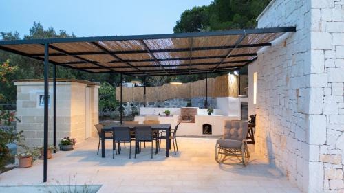 Ostuni Villa | Rock'n'Trullo 4 bedroom privatepool by TripOstuni