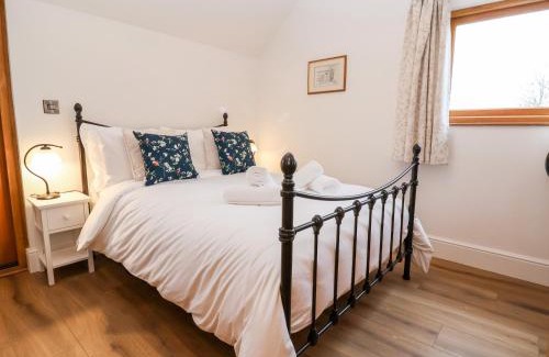 Newcastle-on-Clun House | Rockhill Farm Hay Barn