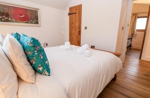 Newcastle-on-Clun House | Rockhill Farm Hay Barn