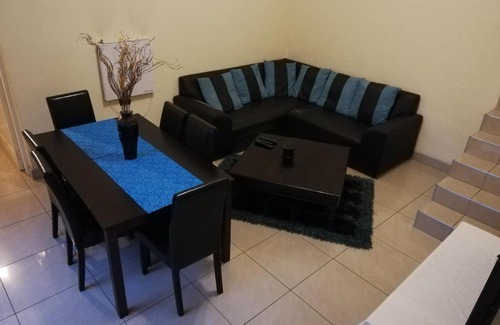 Constantia Kloof Apartment | Rocky Ridge Guest House SELF Catering - No alcohol allowed