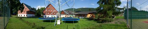 Ostruzna House | Rodinný penzion Skiland