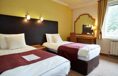 Wych Cross Hotel | Roebuck by Greene King Inns