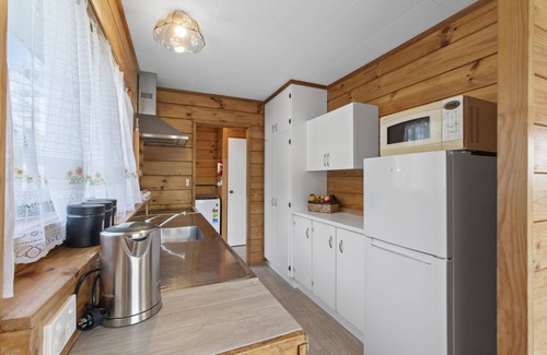 Otaua House | Rolling Hills Retreat - Otaua Holiday Home