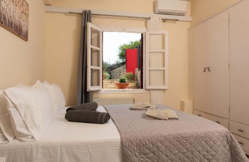 Paxos Villa | Romanatika House by PaxosRetreats