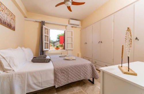 Paxos Villa | Romanatika House by PaxosRetreats