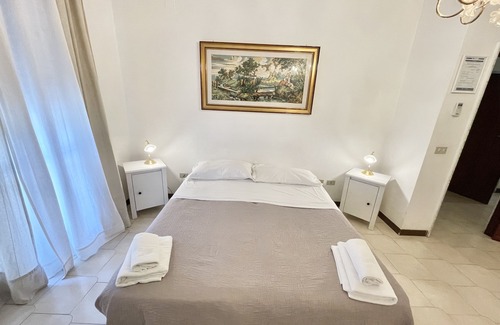 Municipio 1 Bed & Breakfast | Romano Lounge b&b Spacious Apartment with Terrace and Restaurant