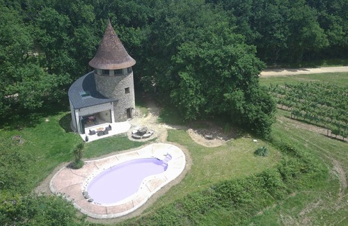 Coutures House | Romantic 18th-Century Windmill Retreat with Pool, Hot Tub & Panoramic Views