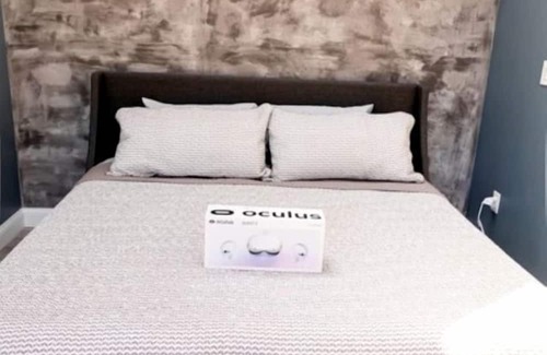 Eureka Springs Cabin | Romantic and Luxurious Glamping Dome in Eureka Springs, Equipped with an Indoor Hot Tub Perfect for a Weekend of Relaxation