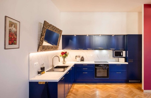 Prague 1 Apartment | Romantic Apartment with Balcony in the Old Town