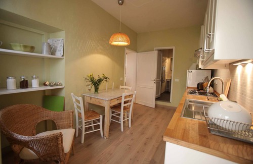 Oltrarno Apartment | Romantic Apartment With Garden 2 Minutes' Walk From Pitti Palace