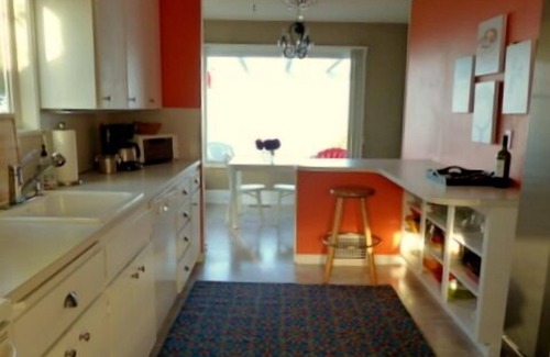 Tacoma House | Romantic Beach Front Getaway... private yet close to all amenities.