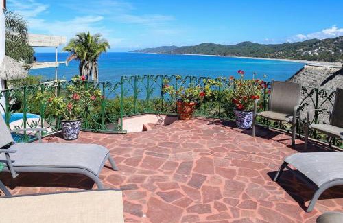 Sayulita Apartment | Romantic Casa Rumi overlooking the Sea