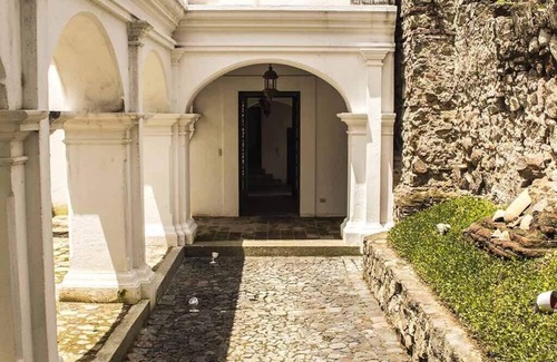 Antigua Guatemala House | Romantic colonial home with fireplace & terrace