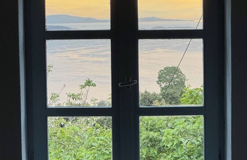 Kali Vrysi Cottage | Romantic cottage with stunning views in South Pelion, Lafkos