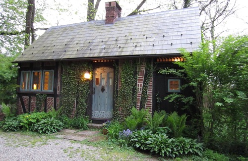 New Hope Cottage | Romantic Herringbone Cottage - In Our Little English Village