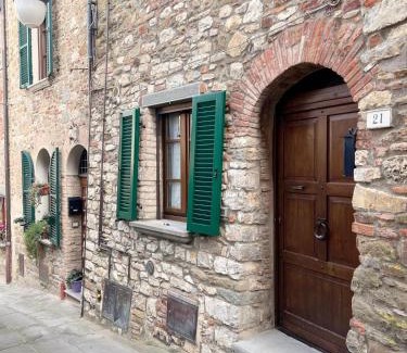 Passignano sul Trasimeno House | Romantic Escape in Medioeval Passignano -Lake View