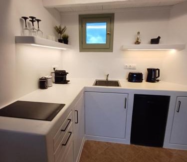 Ios Town Apartment | Romantic loft 2