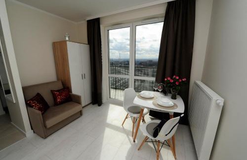 Czyzyny Apartment | Romantic Sky Apartment- 15th floor