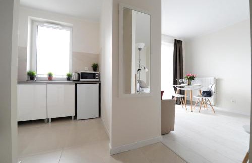 Czyzyny Apartment | Romantic Sky Apartment- 15th floor