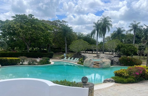Guayacanes Apartment | Romantic spacious apartment w/hot tub — 10 min from the beach!