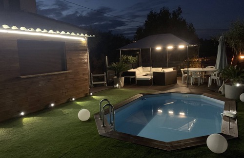 La Madeleine Villa | Romantic villa in the south of France with a private garden , pool and a terrace