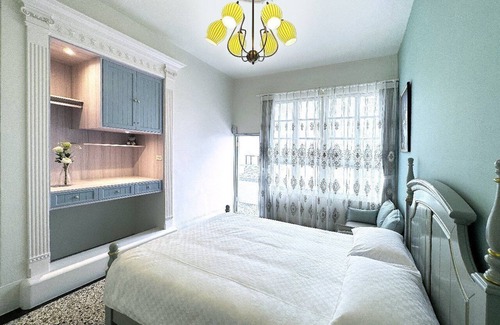 Old Town Bed & Breakfast | Ronchamp Villa