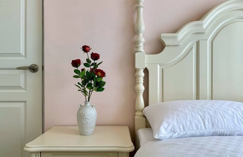 Old Town Bed & Breakfast | Ronchamp Villa