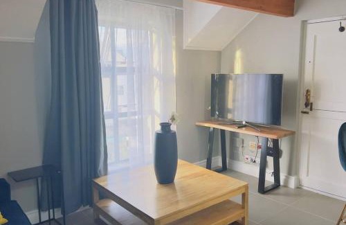 Rondebosch East Apartment | Ronde Beauty