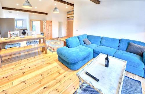 Ningwood House | Rondo - Ukc3211