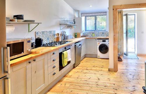 Ningwood House | Rondo - Ukc3211