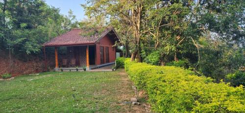 Trincomalee Ski Chalet | Roo hills sea view chalet