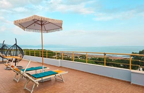 Velipoje Apartment | Rooftop Florale