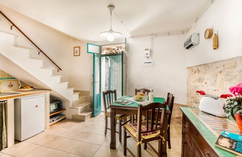 Scicli House | Rooftop house in the center, 2/4 guests, free illimited WIFI, free parking