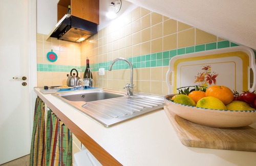 Scicli House | Rooftop house in the center, 2/4 guests, free illimited WIFI, free parking