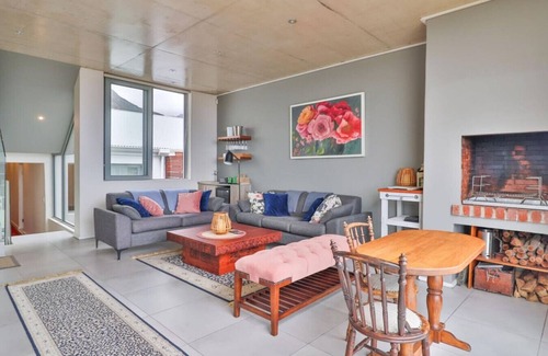 Voelklip Apartment | Rooftop Terrace | Grotto Beach | Exquisite ocean views