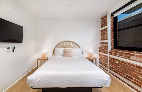 Townsite Hotel | Room 204 | The Brick Boutique Hotel