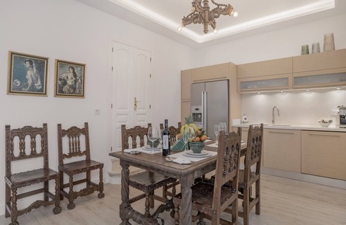 Alcala del Valle Apartment | Room 'Aguamarina - Ágata' with Mountain View, Shared Terrace and Wi-Fi