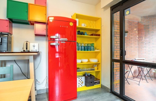 Distrito Llano Apartment | Room 'Bruselas' with Wi-Fi
