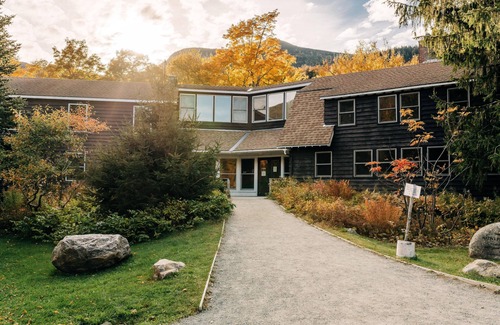 Upper Village Condo | Room, Double Bed, 2 Bunks, Shared Bathroom