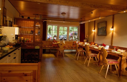 Blasiwald Apartment | Room 'Double Room' with Mountain View, Shared Terrace and Wi-Fi