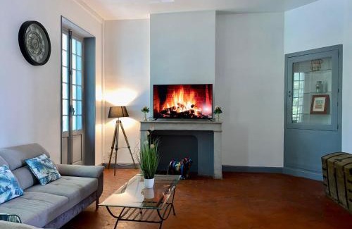 Bastide Saint-Louis Hostel | ROOM, Hostel