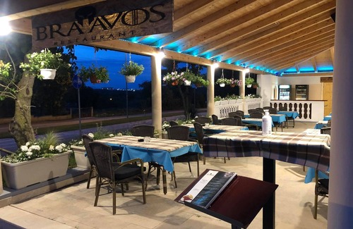 Banjole Villa | Room in Guest Room - Linc Rooms & Apartments