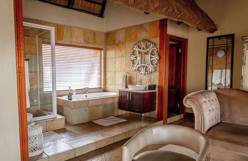 Mookgopong House | Room in Guest Room - Mmakuba Private Game Lodge, Superior Suite 4