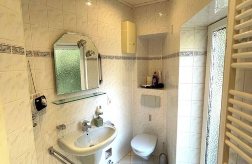 Idar-Oberstein Apartment | Room in the center - Monteurzimmer