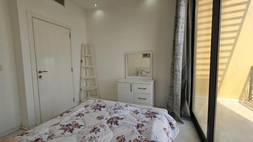 Dubai House | Room in Villa - Amazing One-Bedroom Villa TownHouse