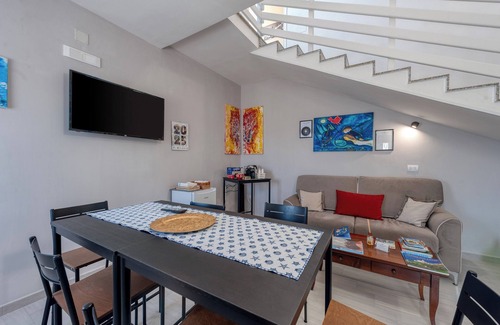 Squinzano Apartment | Room 'Lazzarella' with Shared Terrace, Wi-Fi and Air Conditioning