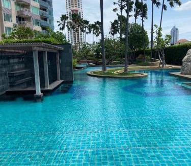 Bang Lamphu Lang Apartment | Room near Iconsiam 2km