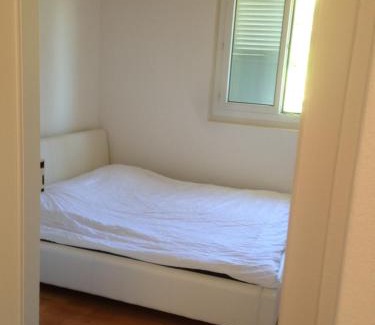 Bolligen Apartment | Room near the station Bolligen