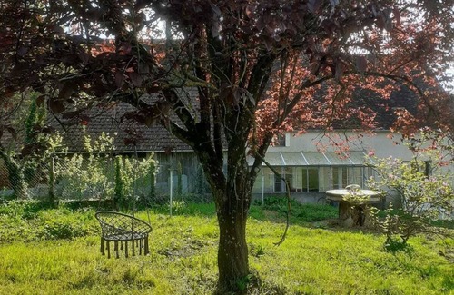 Treigny House | Room rental Bienvenue chez Mémé chambre de Lucette